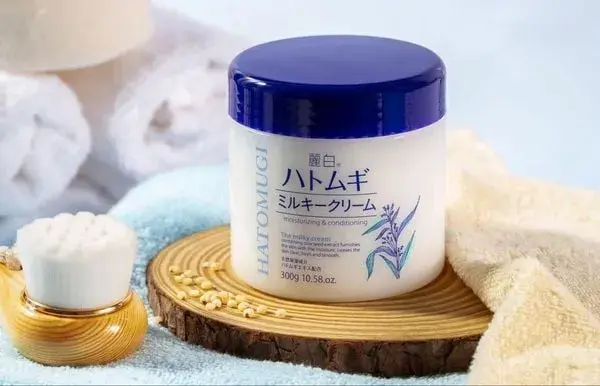 Gel dưỡng ẩm Kumano Hatomugi giữ ẩm tự nhiên