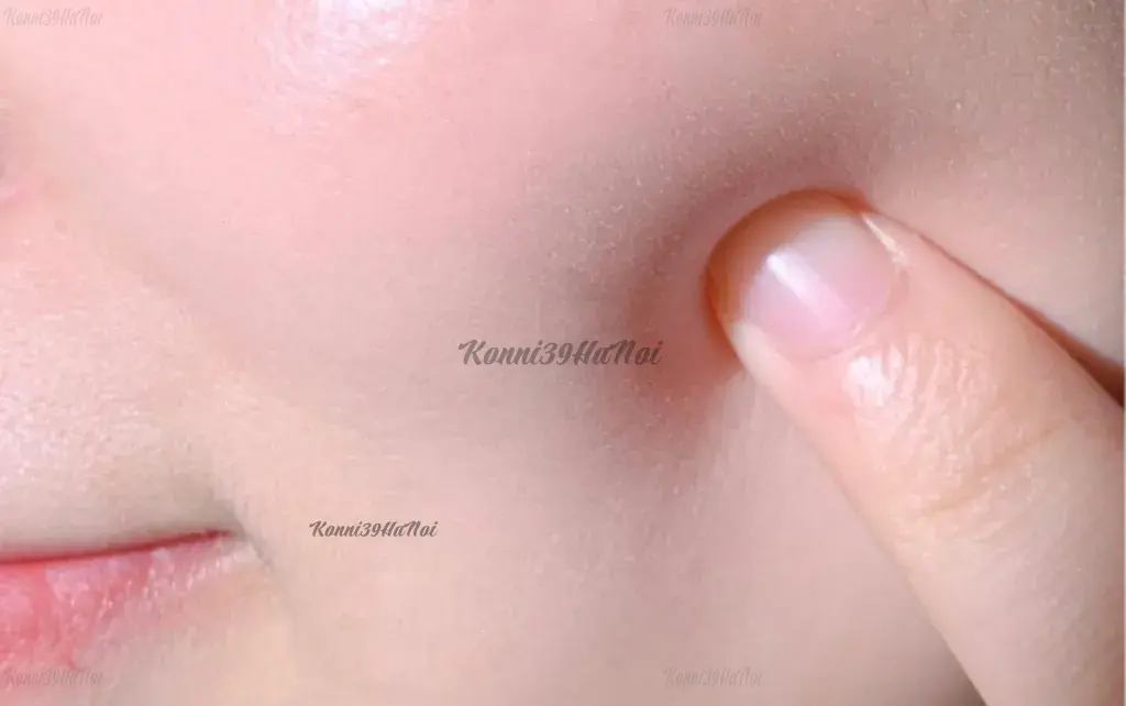 Kem dưỡng ẩm của Nhật Mochi Skin đang là xu hướng làm đẹp được nhiều người ưa chuộng tại xứ sở hoa anh đào.