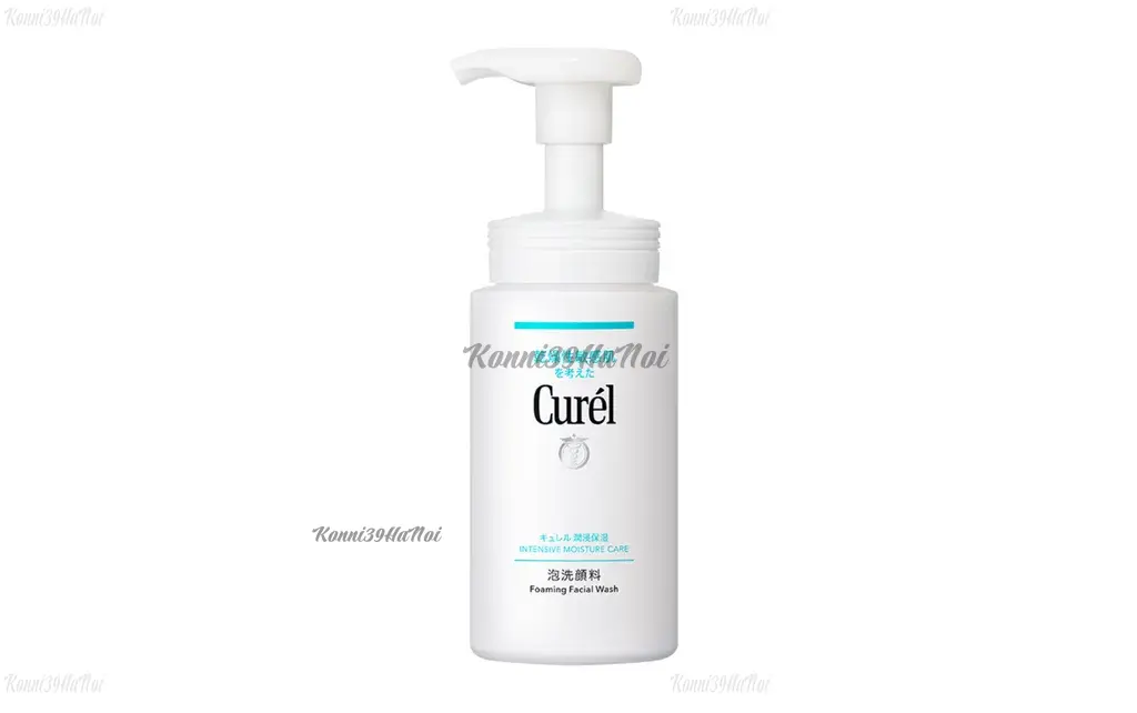 Sữa rửa mặt của Nhật DHC chứa thành phần kháng khuẩn và có khả năng làm sạch tốt giúp giảm mụn hiệu quả