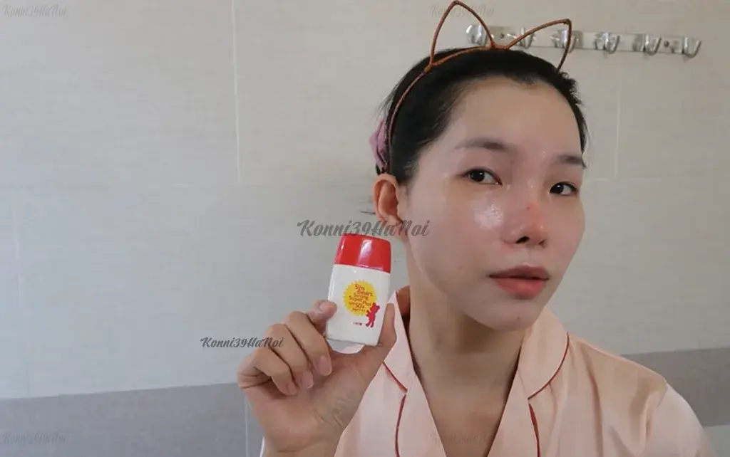 Đánh giá về kem chống nắng của Nhật Menturm Sun bears Strong Super Plus trên kênh “Góc của Rư”.