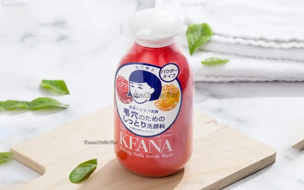 Bột rửa mặt tẩy da chết của Nhật Keana Baking Soda Scrub Wash.