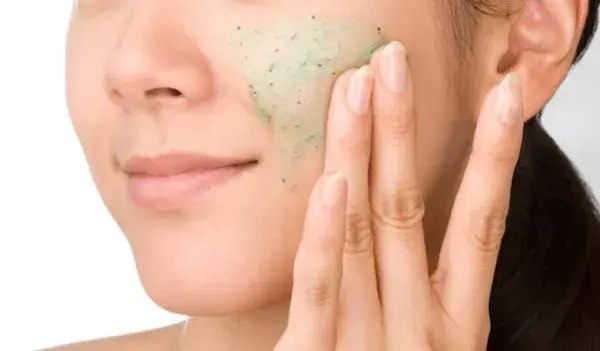 Tẩy da chết trên mặt