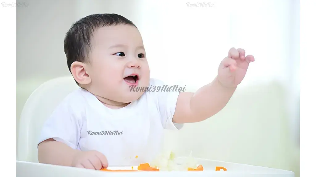 Thay đổi khẩu vị cho bé bằng các vị bánh ăn dặm khác nhau sẽ làm bé hào hứng hợp tác trong mỗi bữa ăn.