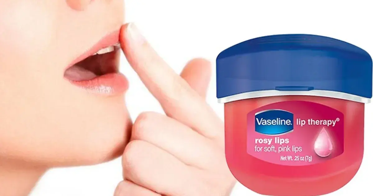 5 cách trị môi khô nứt nẻ chỉ trong 1 đêm đơn giản, hiệu quả, an toàn