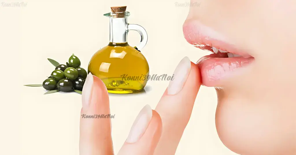 Dưỡng môi bằng mật ong và dầu Oliu