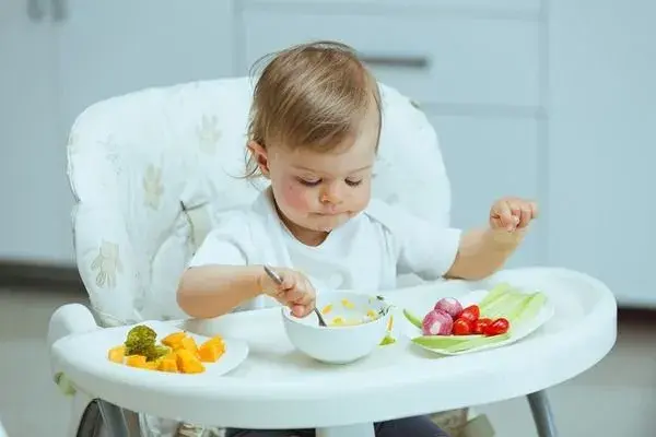Có thể kết hợp ăn dặm kiểu Nhật với các phương pháp khác phù hợp với nhu cầu dinh dưỡng của con
