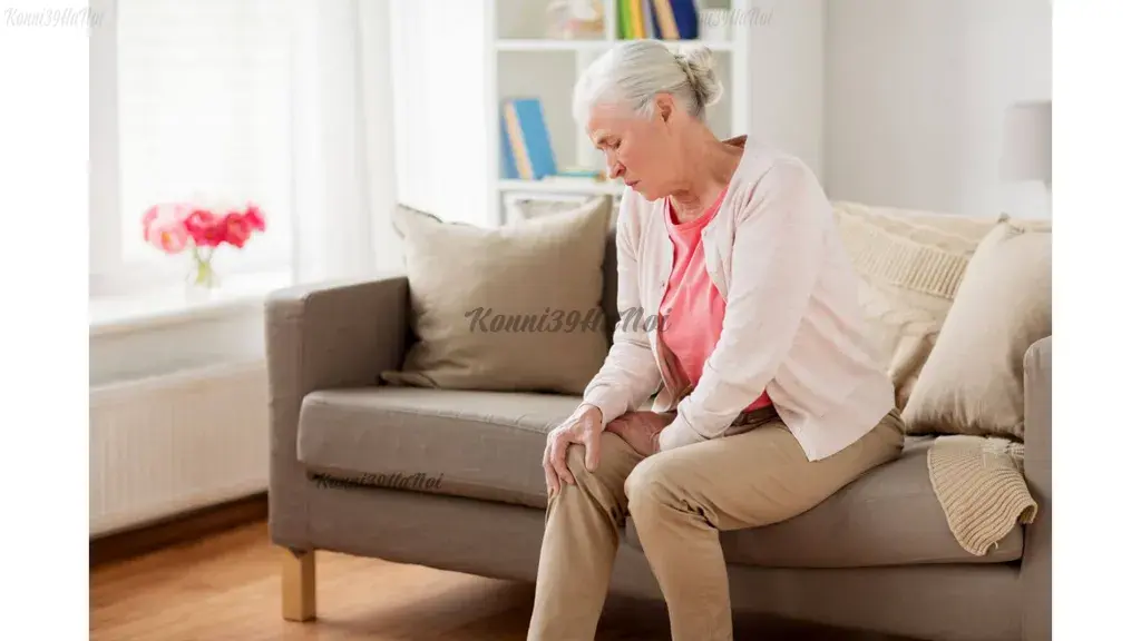 Bổ sung collagen giúp hạn chế các vấn đề về xương khớp như đau khớp, sưng khớp, cứng khớp,...