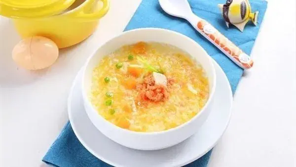 Cháo trứng gà phô mai bổ dưỡng, giúp bé ăn ngon, mau lớn