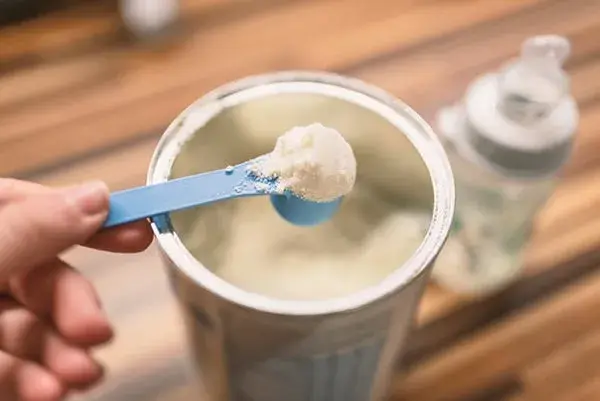 Cách pha sữa Meiji số 0, số 9 dạng bột và thanh cho bé đúng chuẩn