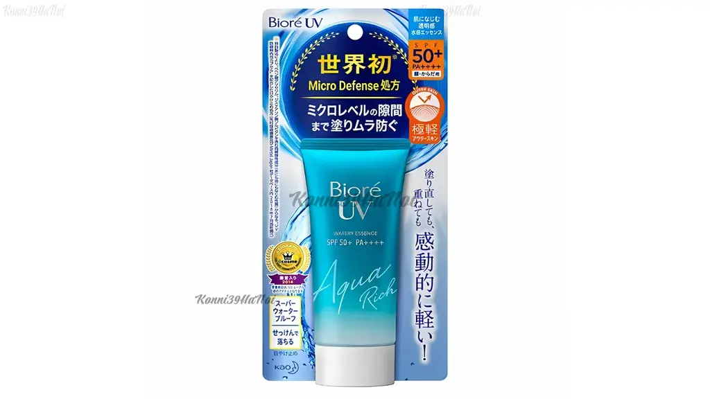 Kem chống nắng Biore màu xanh UV Aqua Rich Watery Essence SPF50+ là chân ái của nàng da dầu