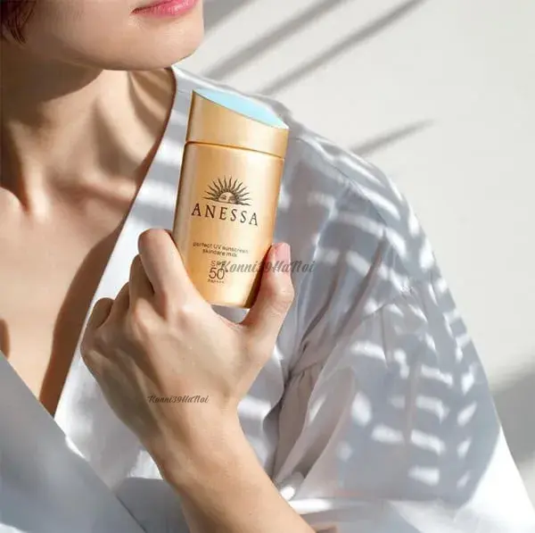 ny5bxsp5vi Kem chống nắng Anessa sở hữu ưu điểm của cả 2 loại kem chống nắng vật lý và hóa học bảo vệ làn da hiệu quả