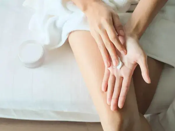 qvr7hd4oe5 bôi kem trị nẻ, kem dưỡng ẩm