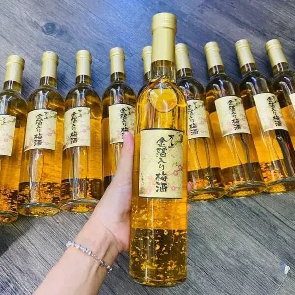 Rượu mơ vảy vàng Kikkoman