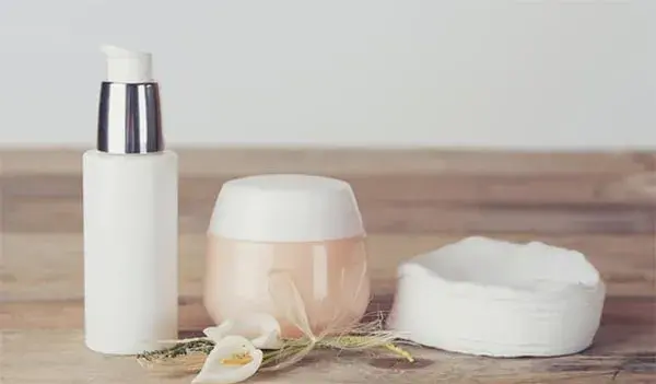 [Giải đáp] Dùng serum có nên dùng kem dưỡng nữa không?