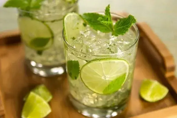 Cocktail rượu mơ Nhật