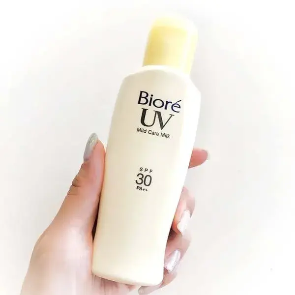 Kem chống nắng Biore Mild Care Milk