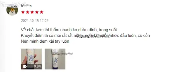 Người dùng nhận xét chất kem trong suốt, không nhờn rít, nhưng mùi nồng, có cồn, dễ gây khó chịu cho người có khứu giác nhạy cảm.