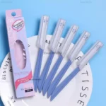 Set 5 dao cạo lông Kai cán dài (2 màu) (Xanh lá) - Ảnh 2