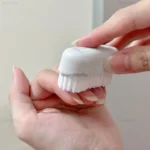 Bàn chải chà móng mini có giá treo MIRAI - Ảnh 5