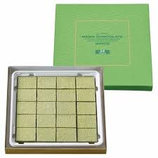 2521c70b-003d-4761-9a3c-21a2f7e82460.jpg Nama chocolate Royce - Ảnh 1